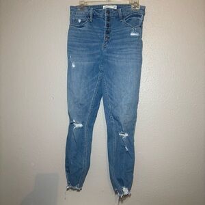 Abercrombie & Fitch Jeans Women/Teens Size 6R, Blue Ankle Jean, High Rise